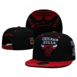 Gorra Chicago Bulls Mitchell & Ness Negro Rojo3