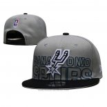 Gorra San Antonio Spurs 2023 NBA Draft 9FIFTY Snapback Gris Negro