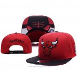 Gorra Chicago Bulls Mitchell & Ness Negro Rojo4