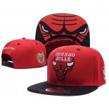 Gorra Chicago Bulls Mitchell & Ness Rojo Negro3
